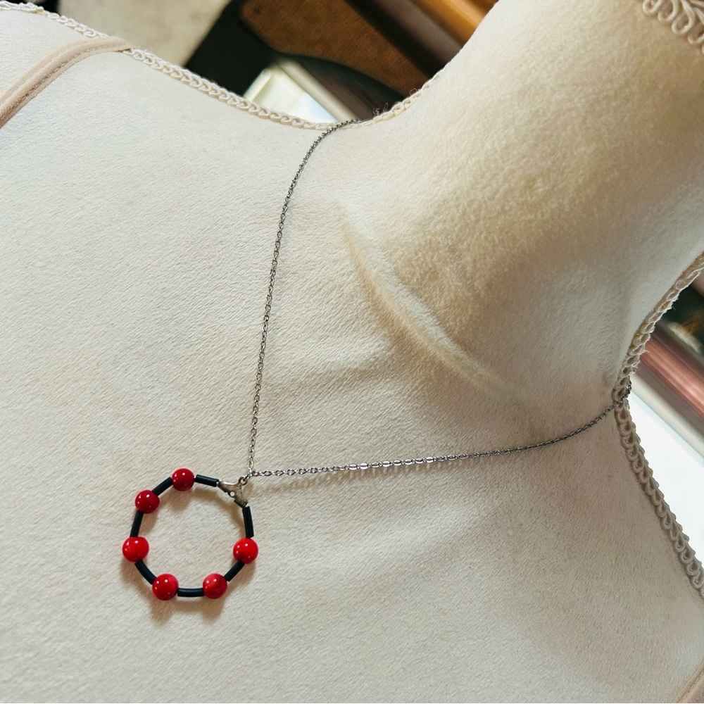 Handcrafted genuine stone red coral bead pendant on chain necklace